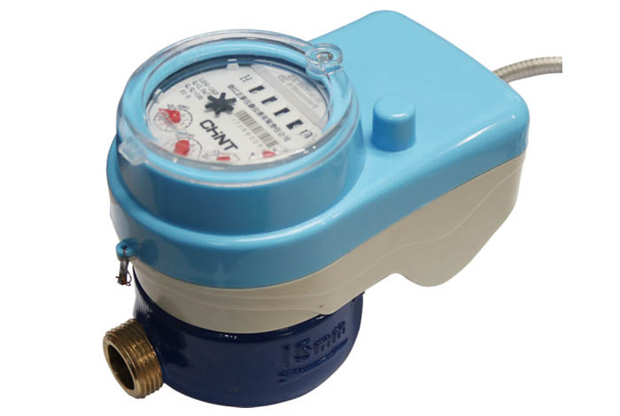 Direct reading remote valve control dry cold water meter